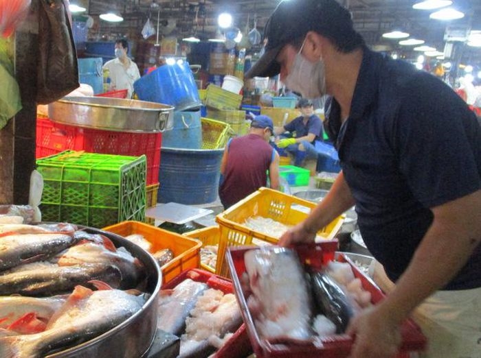 Xuất khẩu tôm hùm sang Trung Quốc giảm đến 82% 